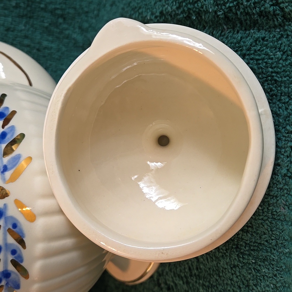 Ceramic Tea Pot - Picture 8 of 9